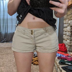 American Eagle khaki shorts